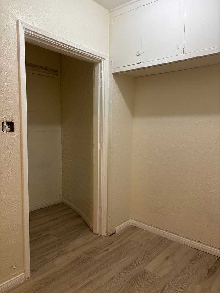 1121 W Base Line St - Photo 5 of 14