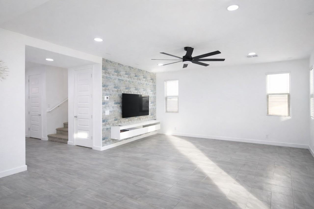 2353 E Castanets Dr - Photo 4 of 30