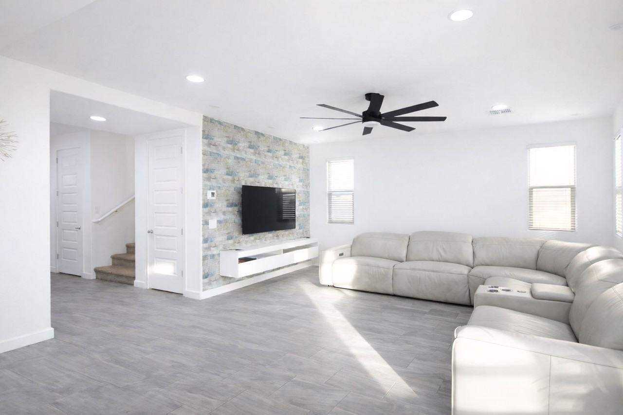 2353 E Castanets Dr - Photo 5 of 30