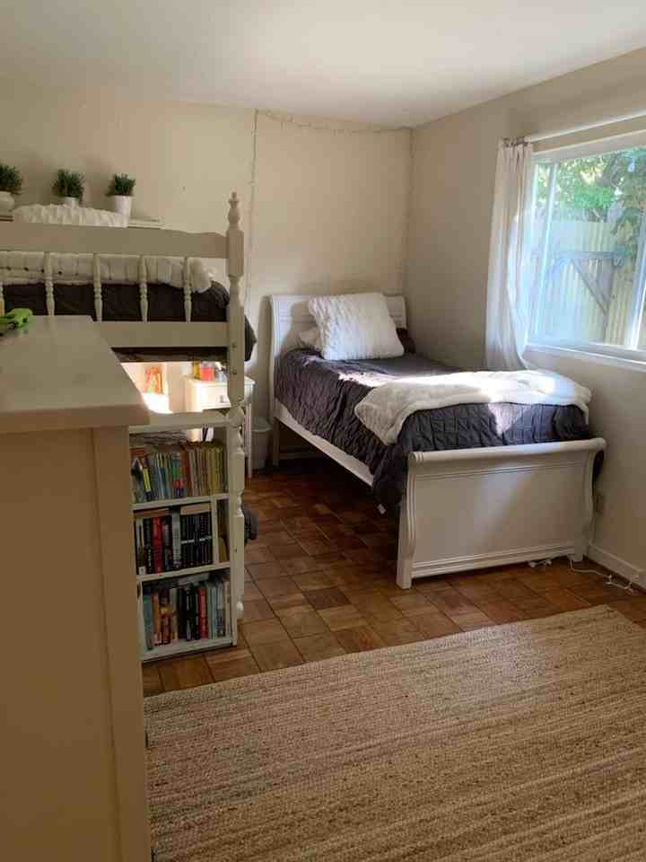 1383 Jacks Rd - Photo 6 of 8