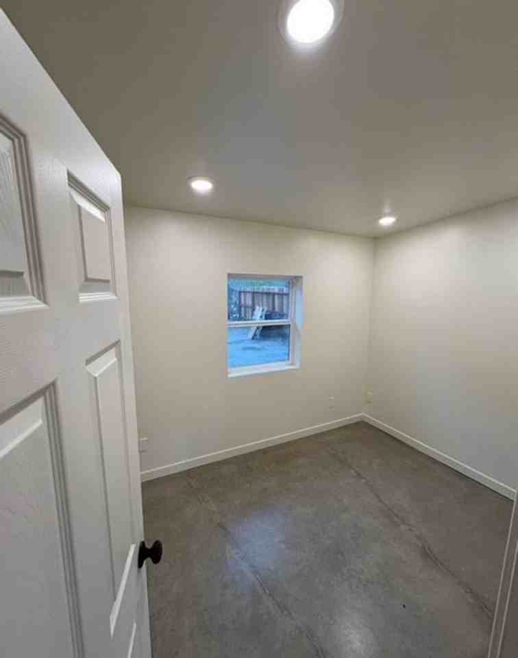 3281 Rockview Pl - Photo 7 of 7