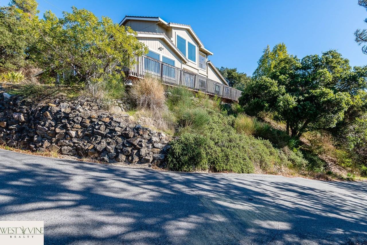 25505 Havenhill Ln - Photo 2 of 25