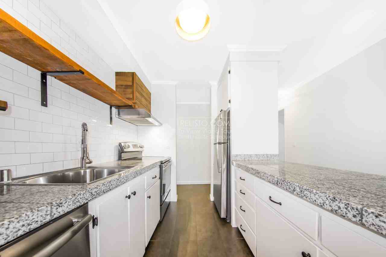 555 Jean St #532 - Photo 6 of 23