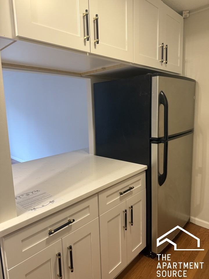 1313 N Ritchie Ct #903 - Photo 2 of 13