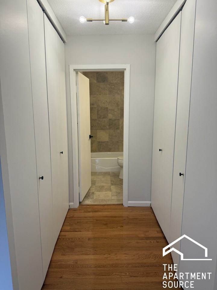 1313 N Ritchie Ct #903 - Photo 6 of 13