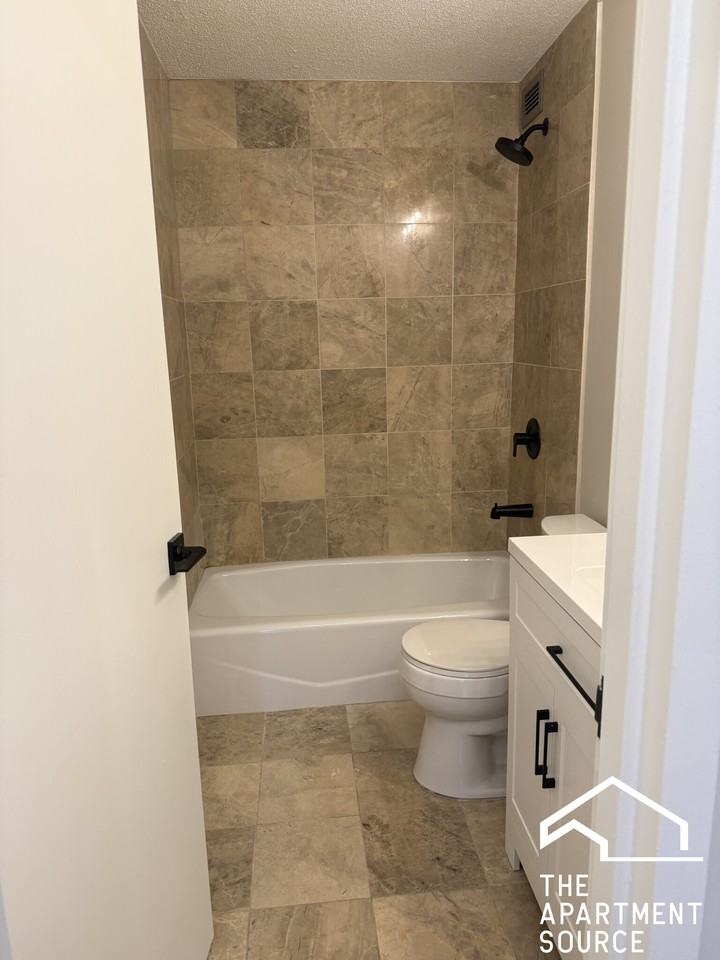 1313 N Ritchie Ct #903 - Photo 7 of 13