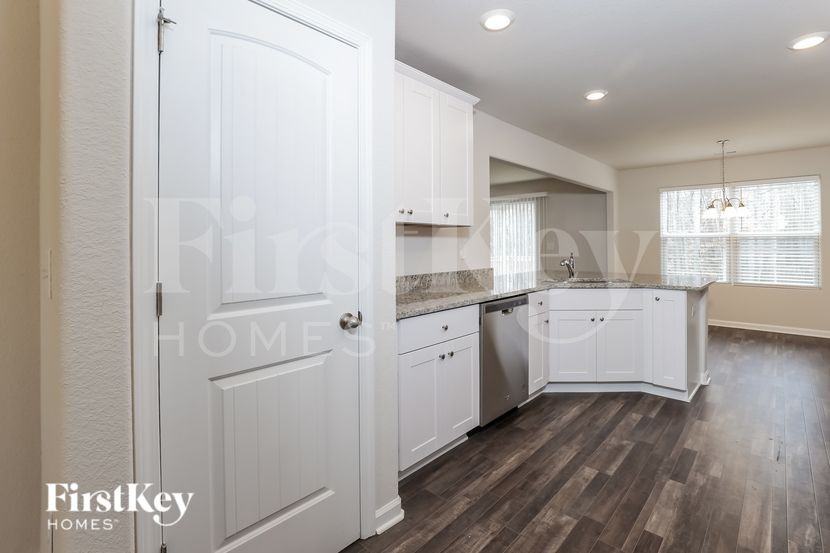 115 Teal Dr - Photo 7 of 15