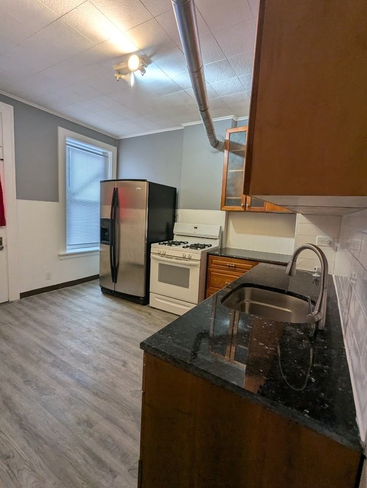 11339 S Langley Ave #1 - Photo 2 of 14