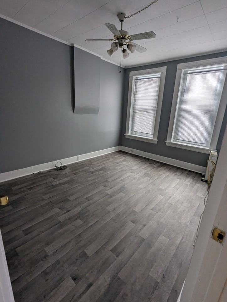 11339 S Langley Ave #1 - Photo 6 of 14