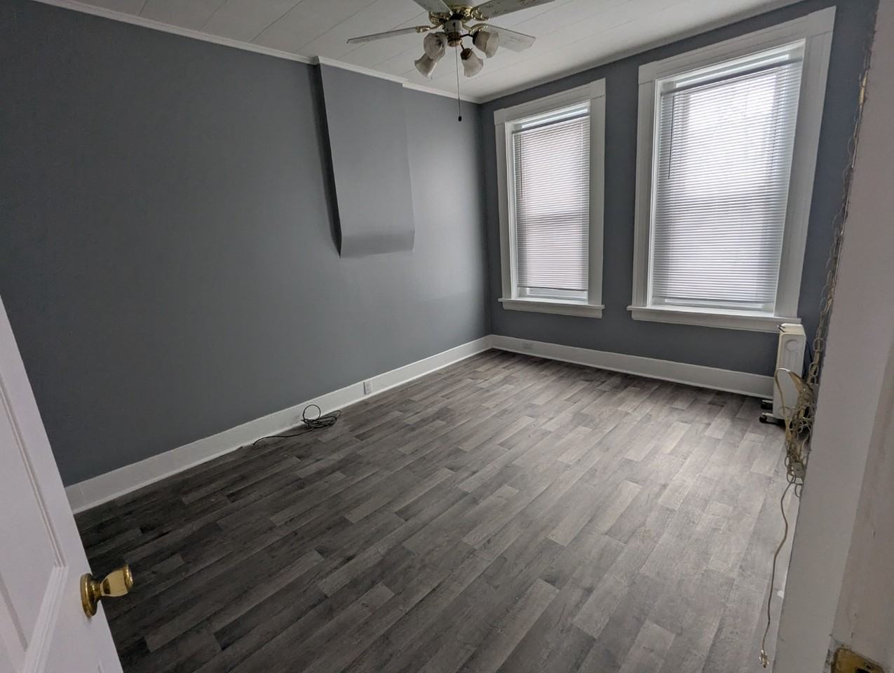 11339 S Langley Ave #1 - Photo 7 of 14