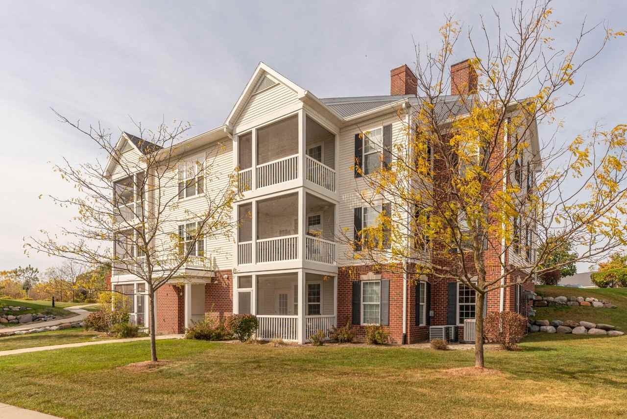 1008 W Summerfield Glen Cir - Photo 2 of 38