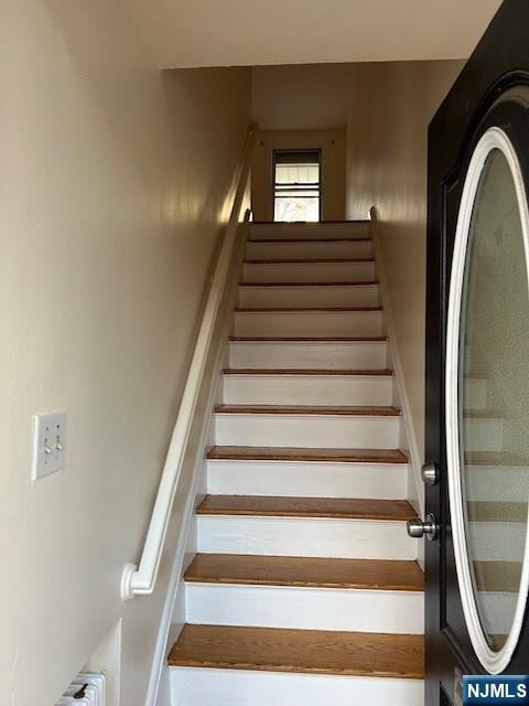 415 Ridge Rd ##L - Photo 2 of 6