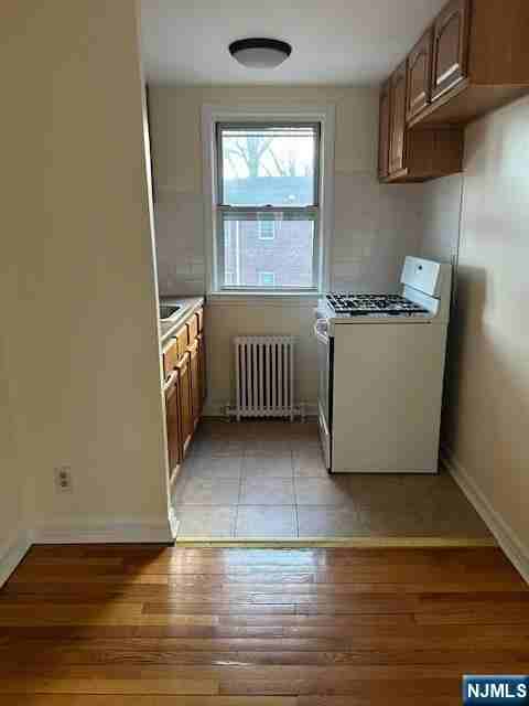 415 Ridge Rd ##L - Photo 3 of 6