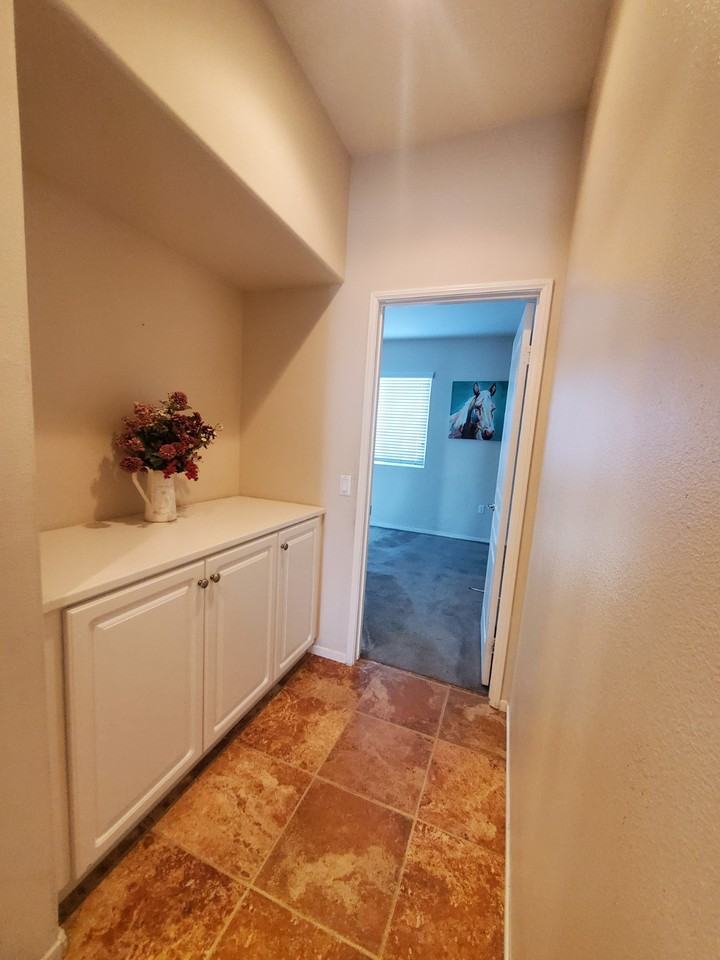 8651 Mann Ln - Photo 7 of 9