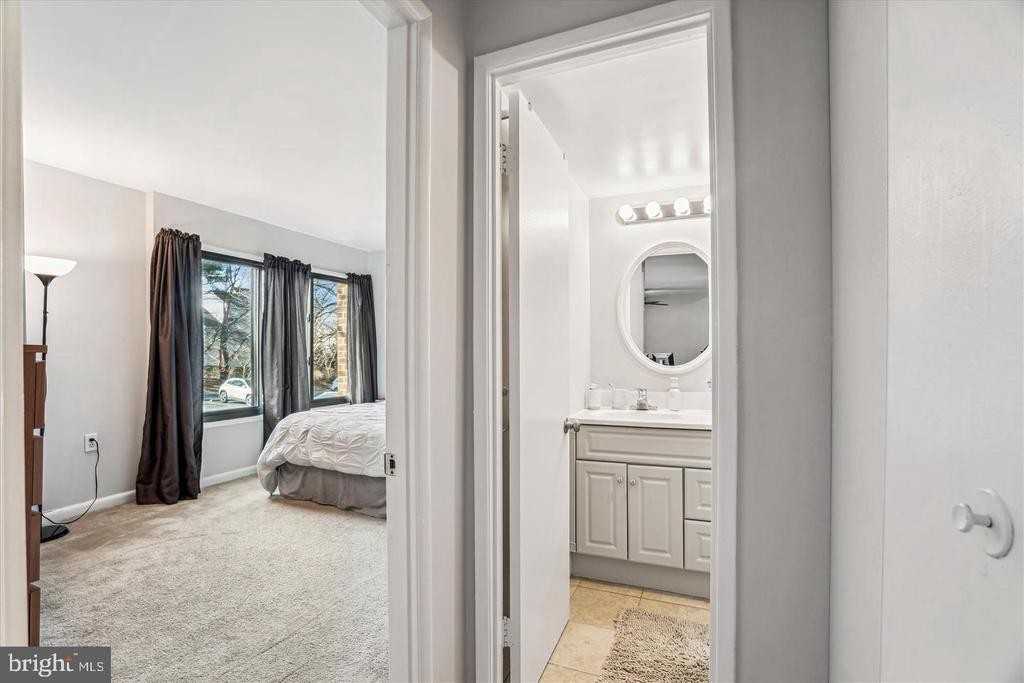 15603 Dorset Rd ##17 - Photo 6 of 35