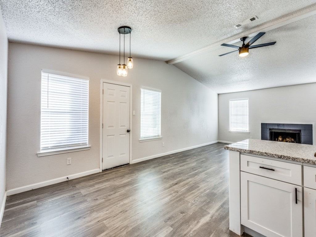 7457 Tiffany Meadows Ln - Photo 5 of 18