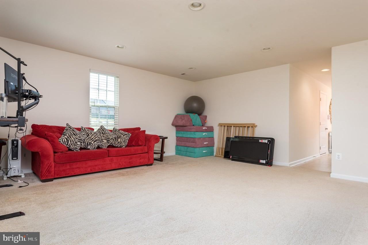 45946 Grammercy Ter - Photo 7 of 30