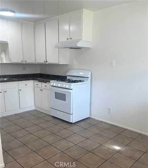 101 N Tustin Ave - Photo 4 of 10