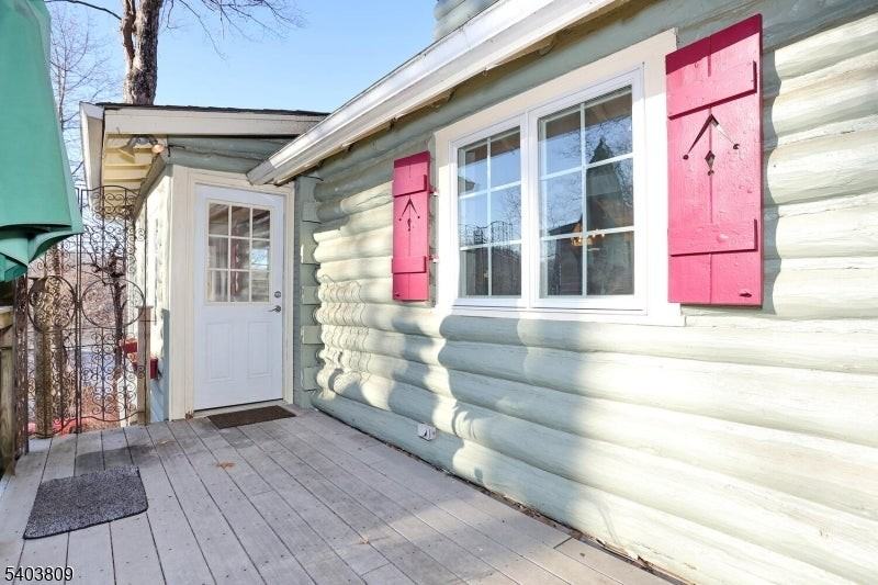 140 Cupsaw Dr - Photo 2 of 32