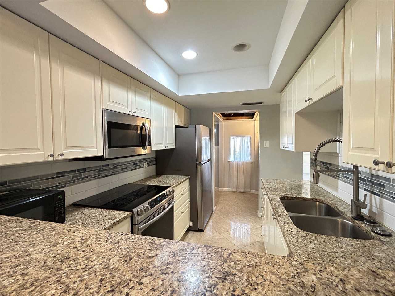 4535 N O Connor Rd - Photo 3 of 24