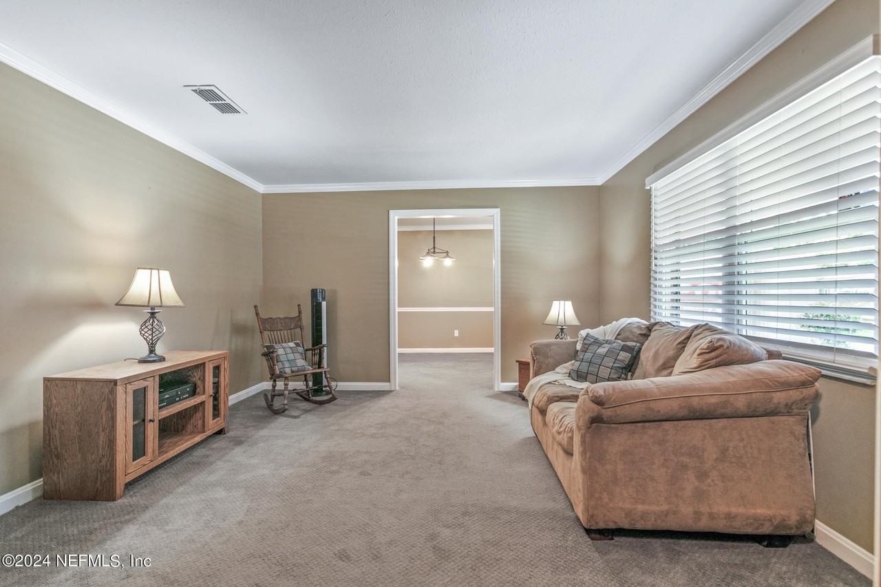 4763 Tunis St - Photo 7 of 27