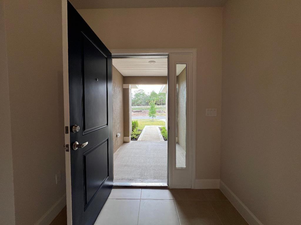 8638 Giovanni Ave - Photo 7 of 50