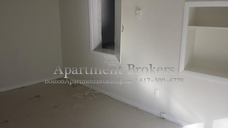 52 Symphony Rd #1A - Photo 6 of 14