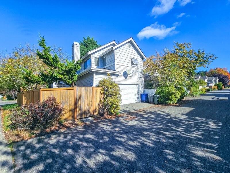 25715 Se 36th Pl - Photo 2 of 27