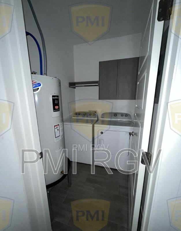 805 W Garrison Dr #2 - Photo 5 of 16