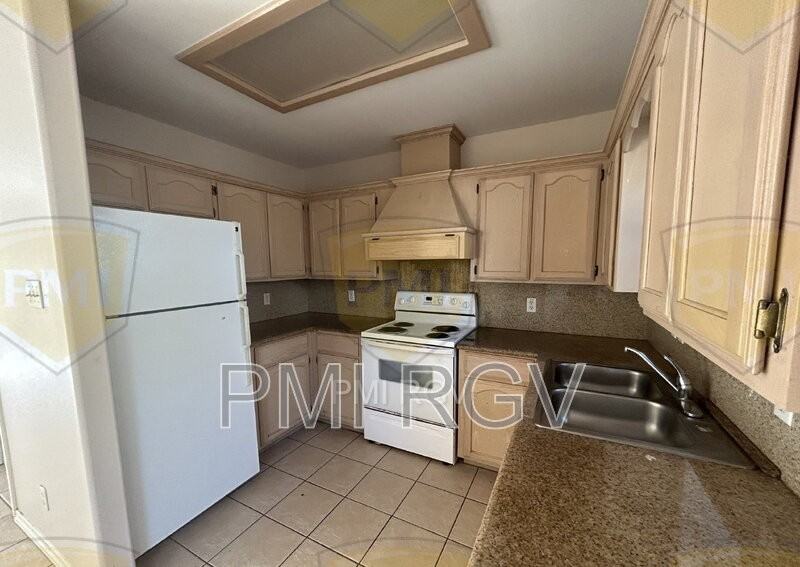 604 Horizon Peak #1 - Photo 2 of 18