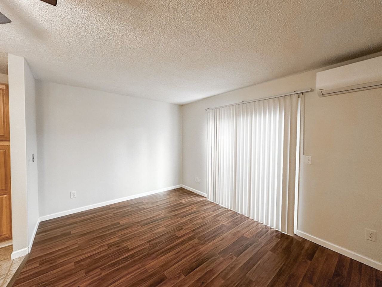 The Pines Apartments - Photo 6 of 28