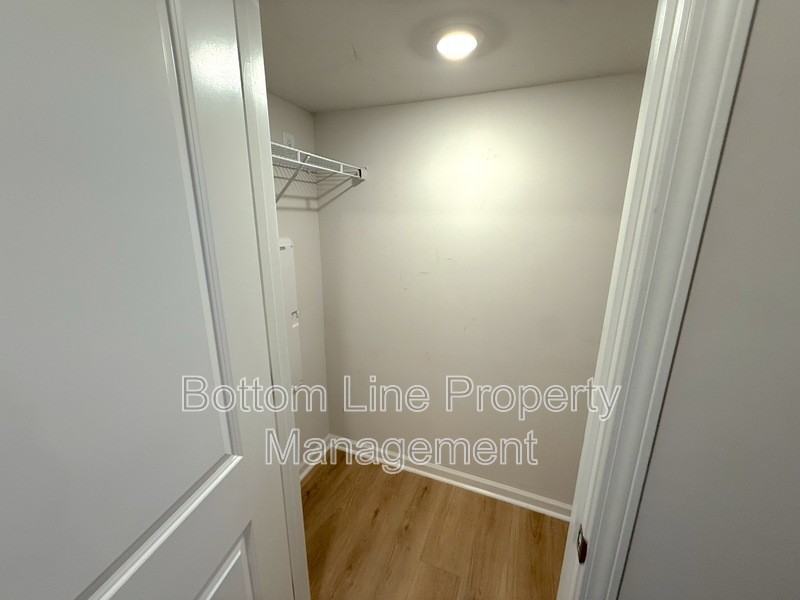 7025 Running Spring Dr - Photo 7 of 35