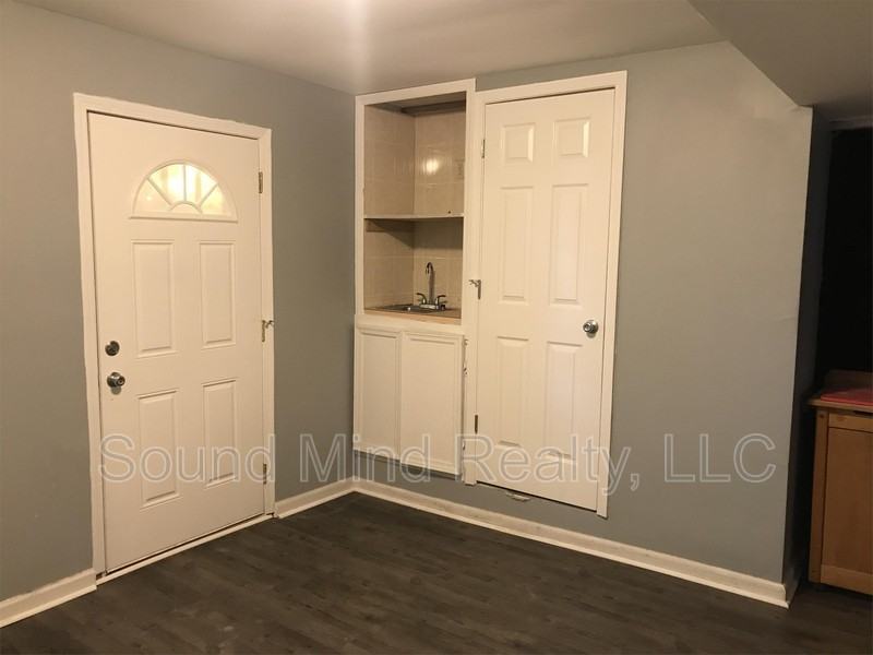 3112 Berry Ct #4 - Photo 2 of 6