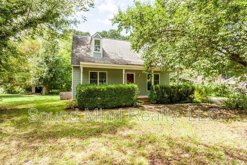 1012 Windward Psge - Photo 2 of 31