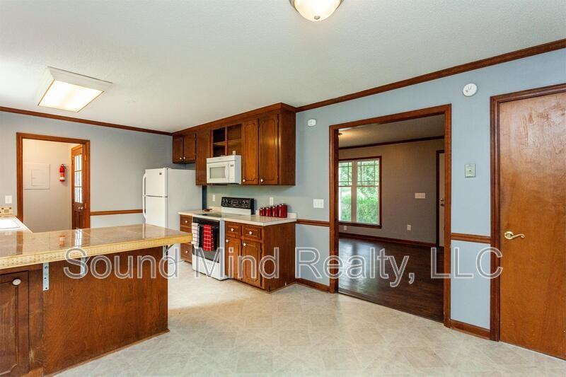 1012 Windward Psge - Photo 6 of 31