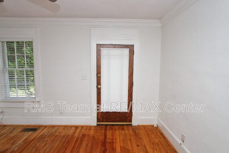 2874 Burden St Nw - Photo 2 of 27