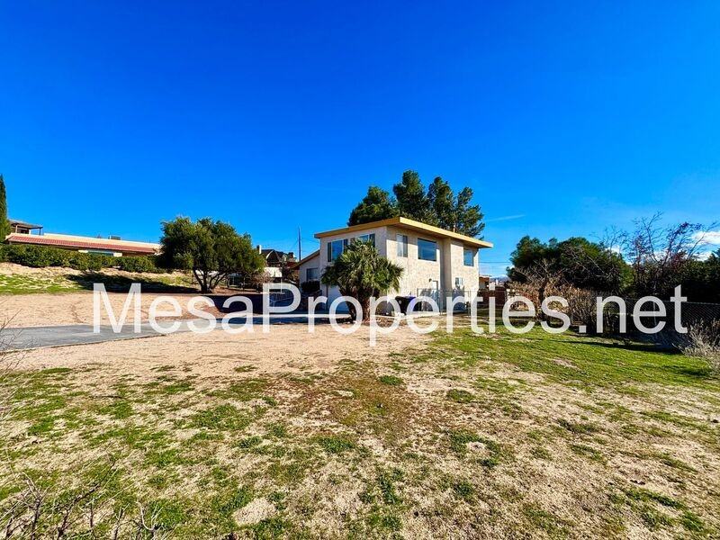 13768 Titonka Rd - Photo 3 of 41