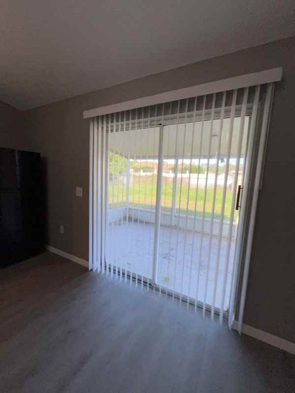 240 Dalton Dr - Photo 6 of 15