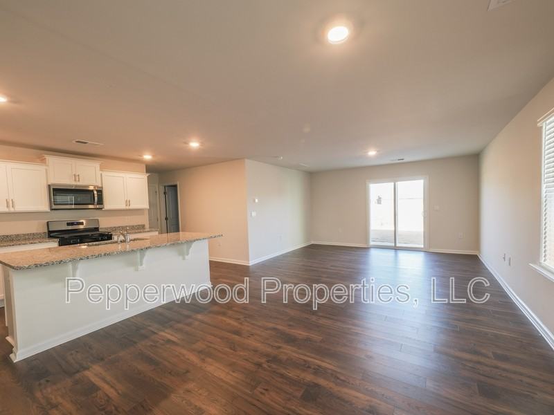 1761 Rein Dr - Photo 2 of 16