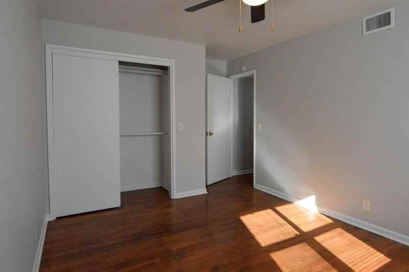 801 N 48th St #6 - Photo 7 of 9