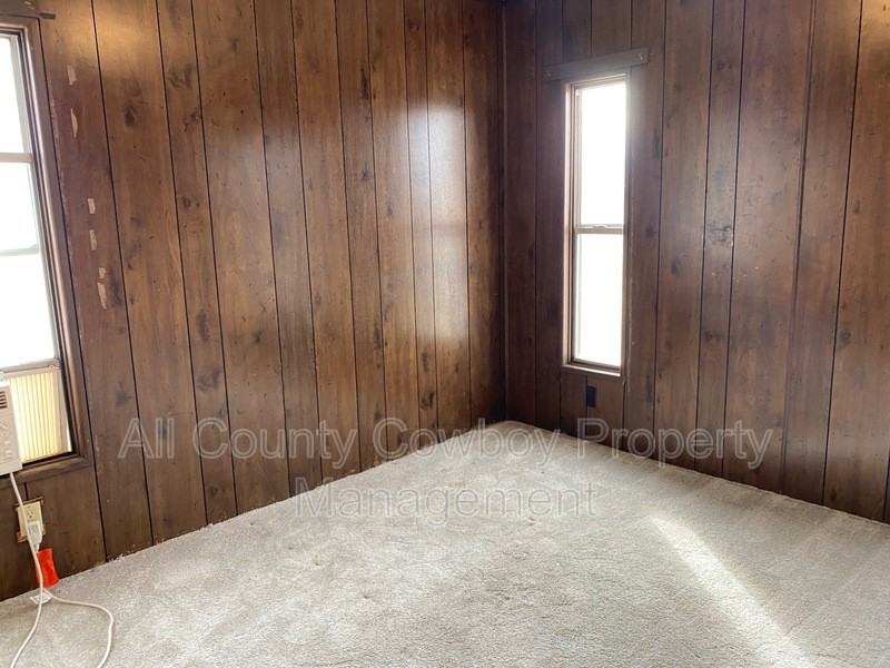 954 N Mccue St #34 - Photo 4 of 7