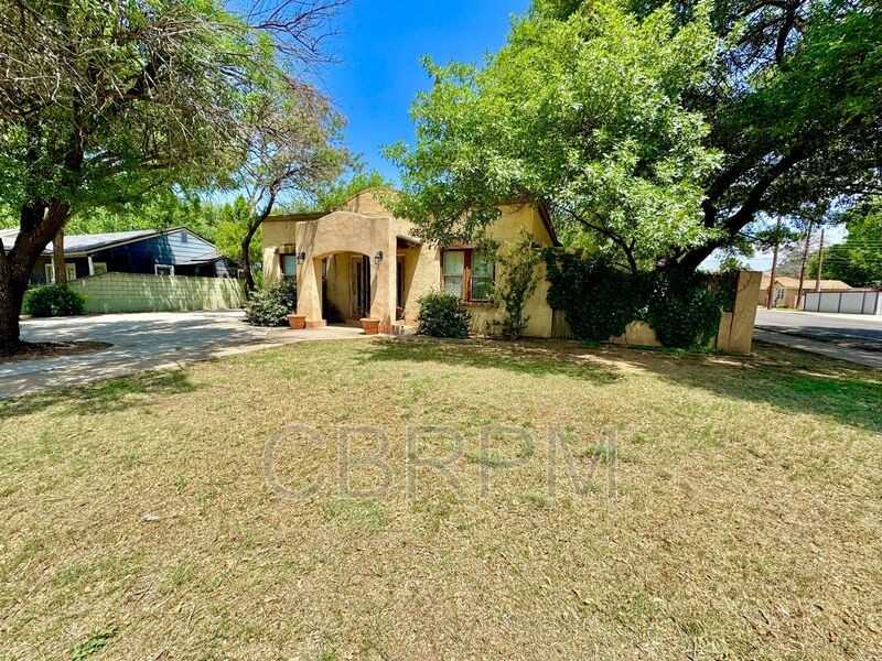 2702 23rd St Frnt - Photo 4 of 35