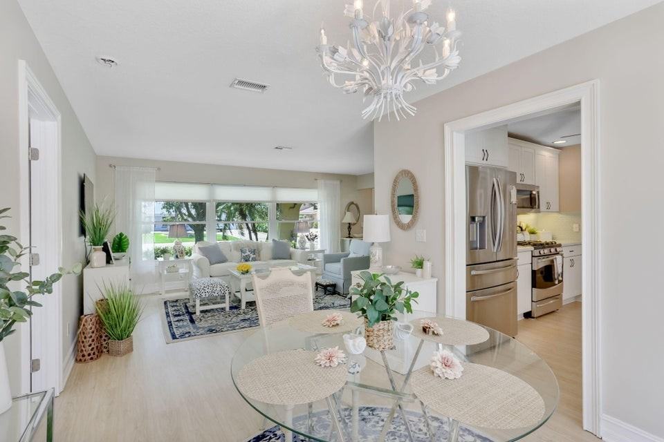 4143 Catalpha Avenue - Photo 5 of 8