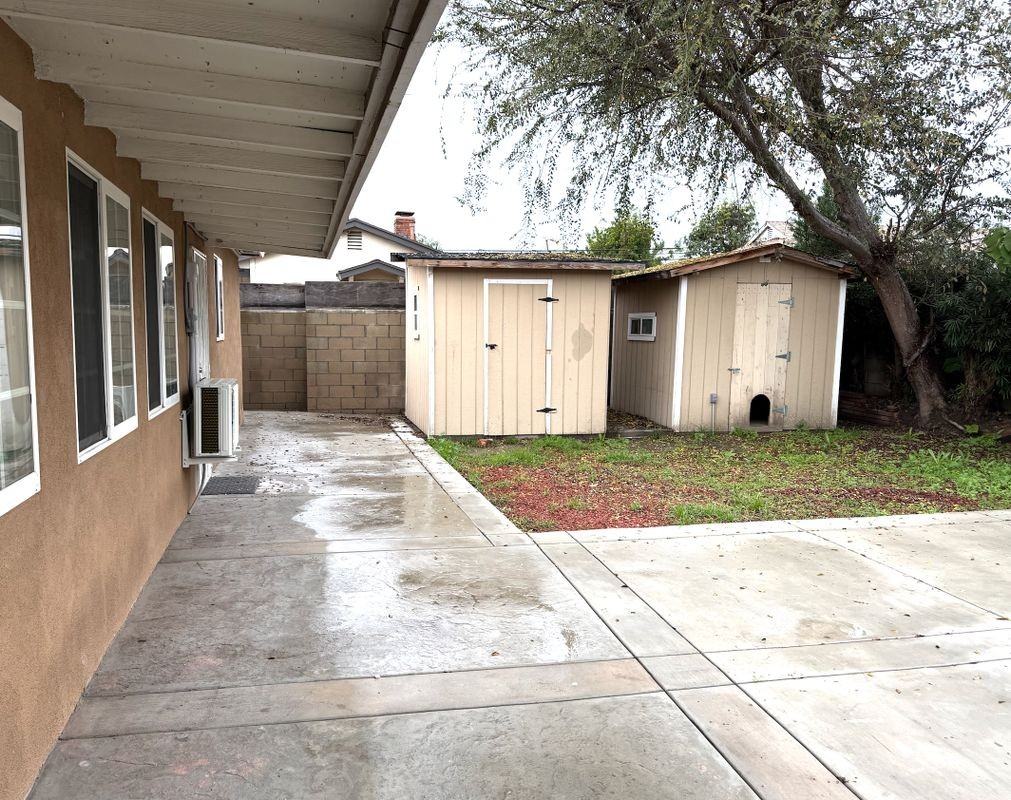 13815 Foster Ave - Photo 7 of 7