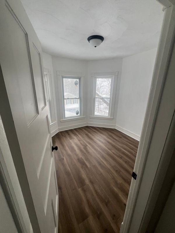 21 Benedict Ave - Photo 5 of 14