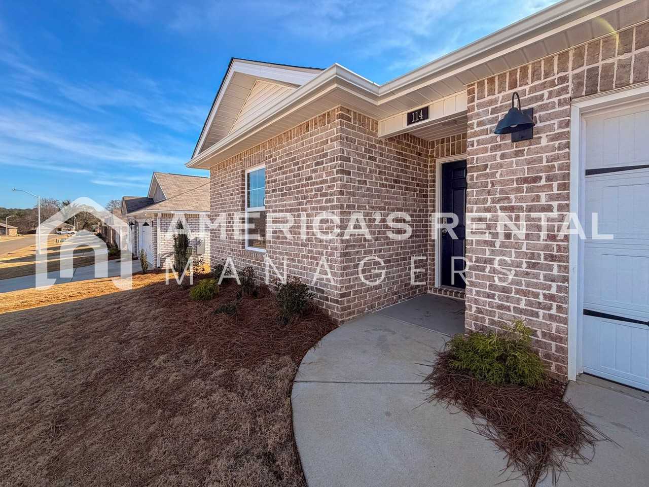 114 Wellspring Rd - Photo 3 of 28