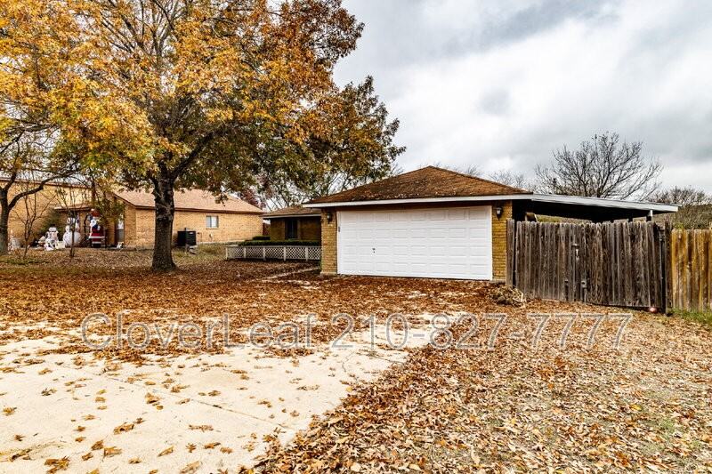 5017 Cherry Tree Dr - Photo 3 of 37