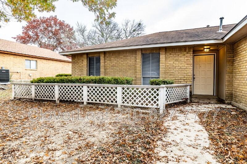 5017 Cherry Tree Dr - Photo 4 of 37