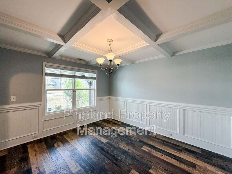 164 Ladden Ln - Photo 3 of 22