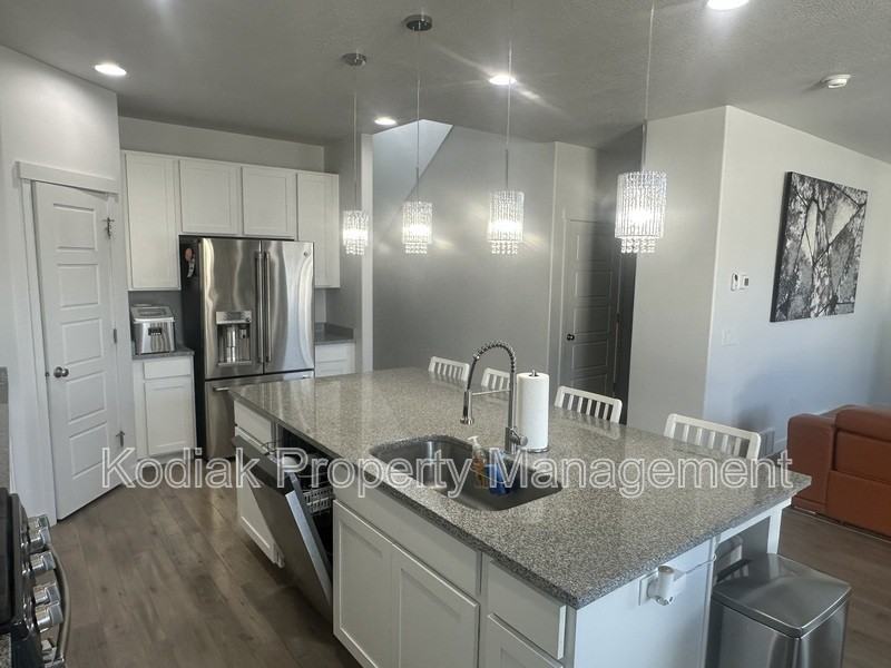 3656 S Kite St - Photo 7 of 28